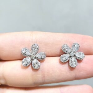 Outlet Pırlanta 1,70 Ct Çiçek Küpe