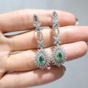 Outlet Pırlanta 1,99 Ct Pırlanta ve Zümrüt Küpe