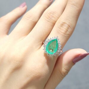 Outlet Pırlanta 4,36 Ct Zümrüt ve Pırlanta Yüzük