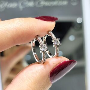 Outlet Pırlanta 0,26 Ct Tektaşlı Halka Küpe KP02909