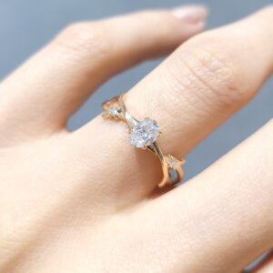 Outlet Pırlanta 0,33 Ct Oval Tektaş Yüzük YZ10388