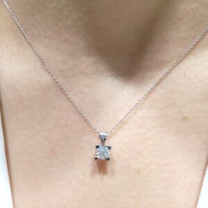 Outlet Pırlanta 0,51 Ct HRD Sertifikalı Tektaş Kolye KL02923