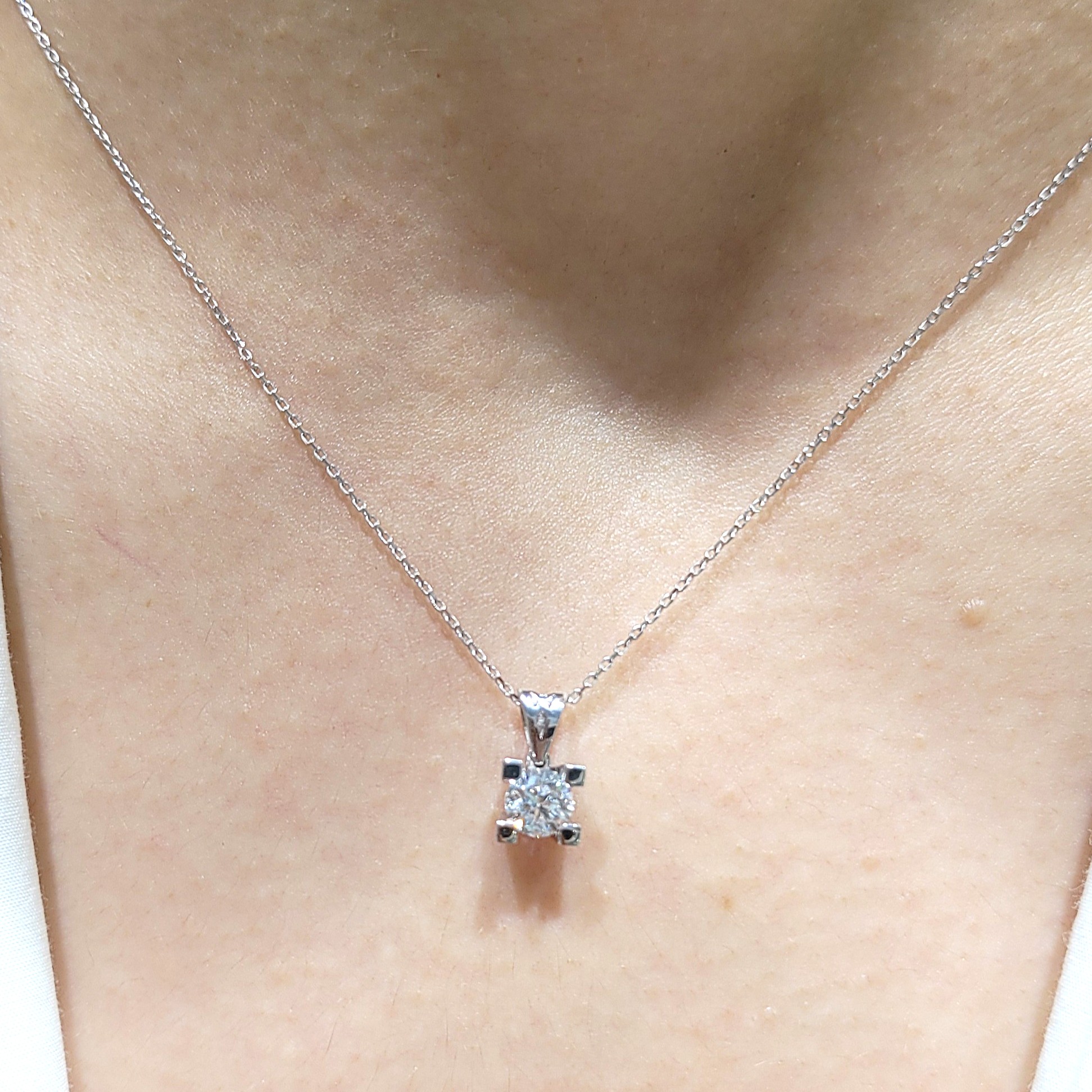 Outlet Pırlanta 0,51 Ct HRD Sertifikalı Tektaş Kolye KL02923