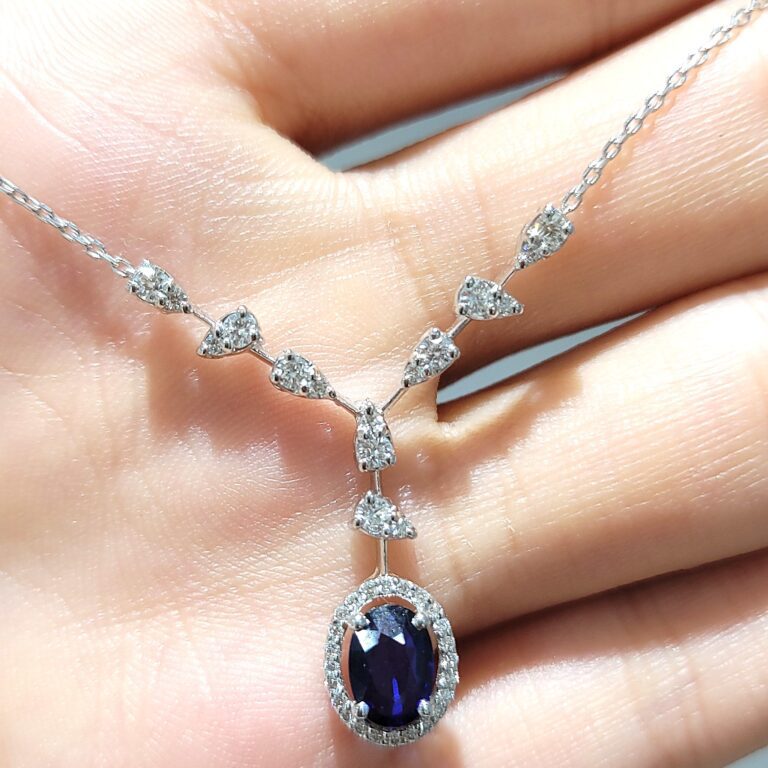 Pırlanta 1,08 Ct Pırlanta ve Safir Kolye