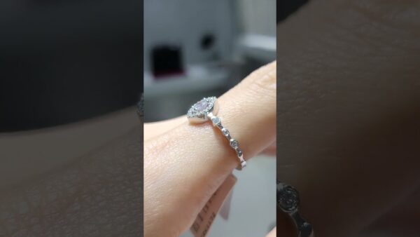 Outlet Pırlanta 0,26 Ct Zarif Markiz Yüzük ürün videosu