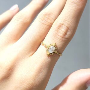 Pırlanta 0,32 Ct D Renk HRD Sertifikalı Oval Tektaş Yüzük YZ10116