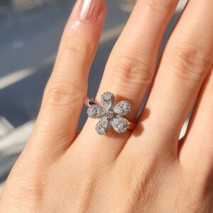 Outlet Pırlanta 0,91 Ct Çiçek Yüzük KR00855