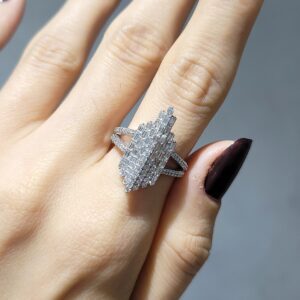 Outlet Pırlanta 0,96 Ct Baget Kesim Yüzük KR00852