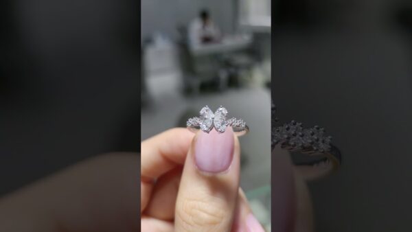 0.59 Ct Pear-Cut Diamond Ring product video