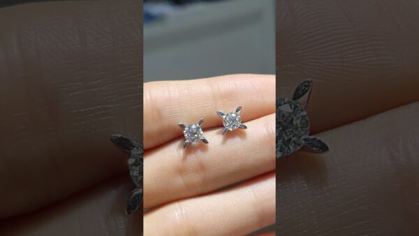 Pırlanta 1,04 Ct HRD Sertifikalı Tektaş Küpe ürün videosu