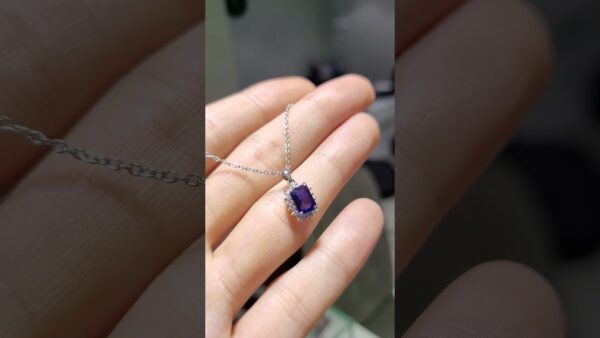 Pırlanta 1,06 Ct Pırlanta ve Safir Kolye ürün videosu