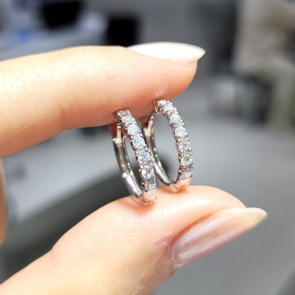 Outlet Pırlanta 0,33 Ct Halka Küpe KP02825