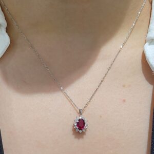 Outlet Pırlanta 1,15 Ct Pırlanta ve Yakut Kolye KL02937