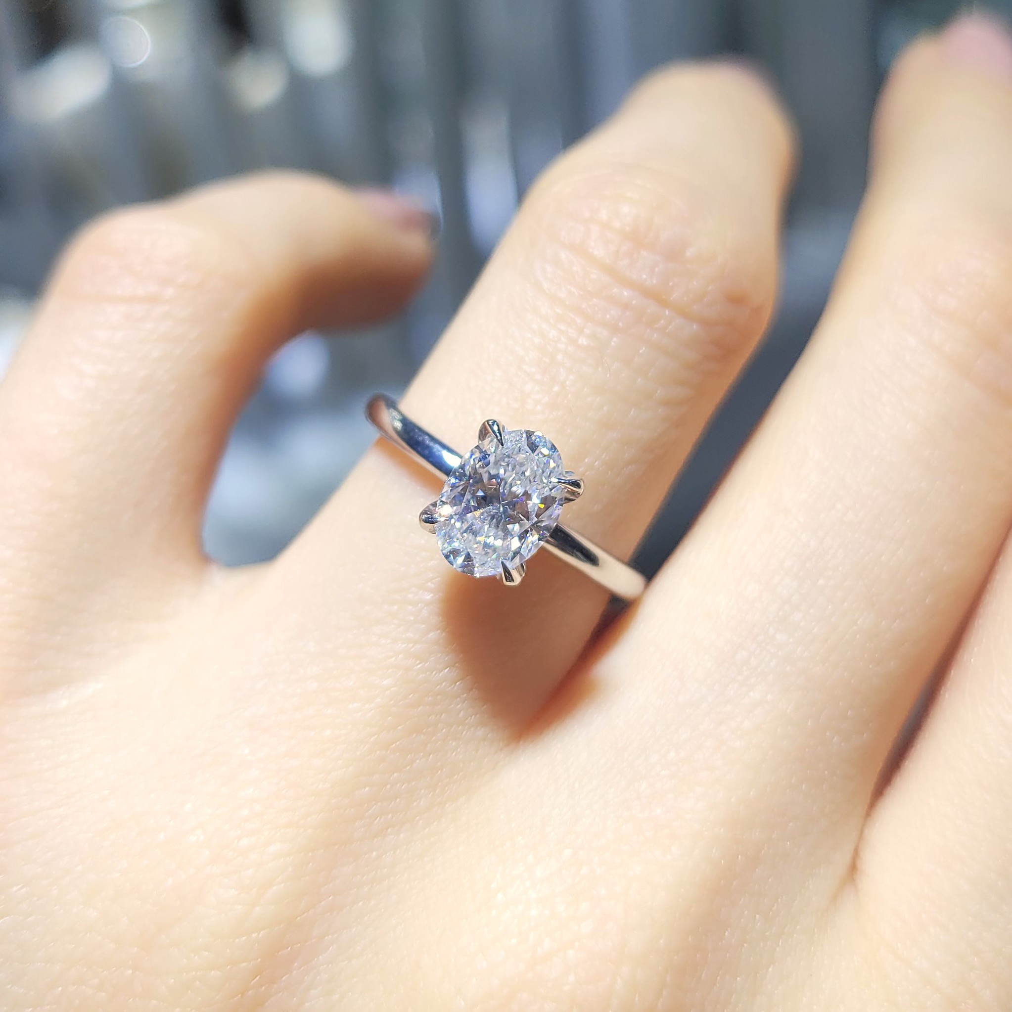 Outlet Pırlanta 1,26 Ct GIA Sertifikalı D Renk Oval Tektaş Yüzük YZ10652