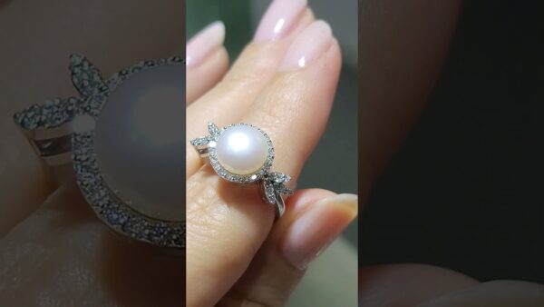 Pırlanta 0,34 Ct Pırlanta ve İnci Yüzük ürün videosu