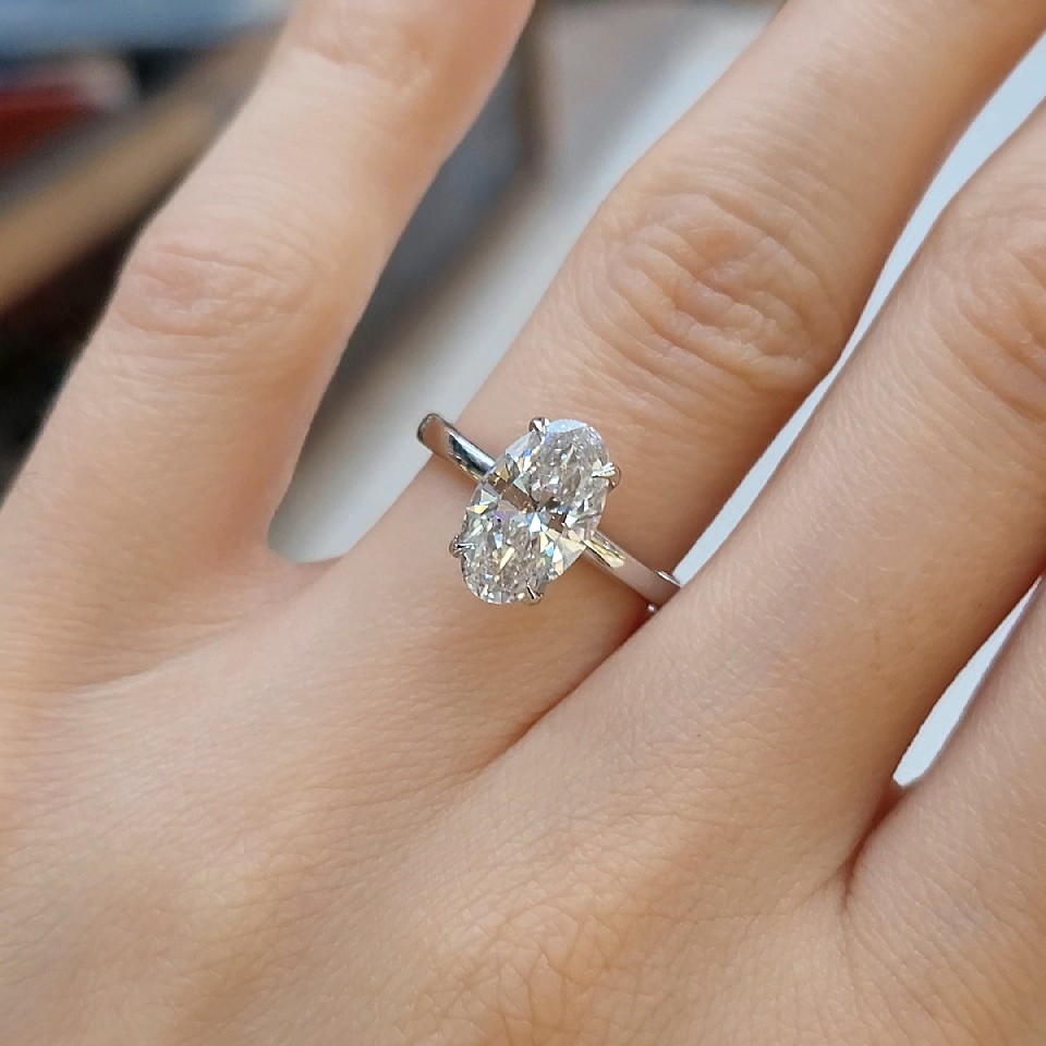 Outlet Pırlanta 2,00 Ct Oval Tektaş Yüzük YZ10668