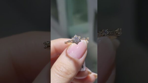 Pırlanta 0,44 Ct HRD Sertifikalı Tektaş Yüzük ürün videosu