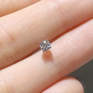 Pırlanta 0,19 Ct D Renk Tek Küpe KP03006