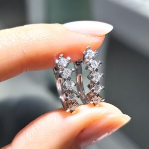 Pırlanta 0,50 Ct Beştaş Küpe KP03028