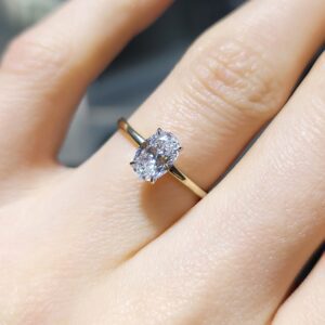 Pırlanta 0,70 Ct GIA Sertifikalı D Renk Oval Tektaş Yüzük YZ10672