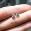 Pırlanta 0,92 Ct GIA Sertifikalı Tektaş Küpe KP03016