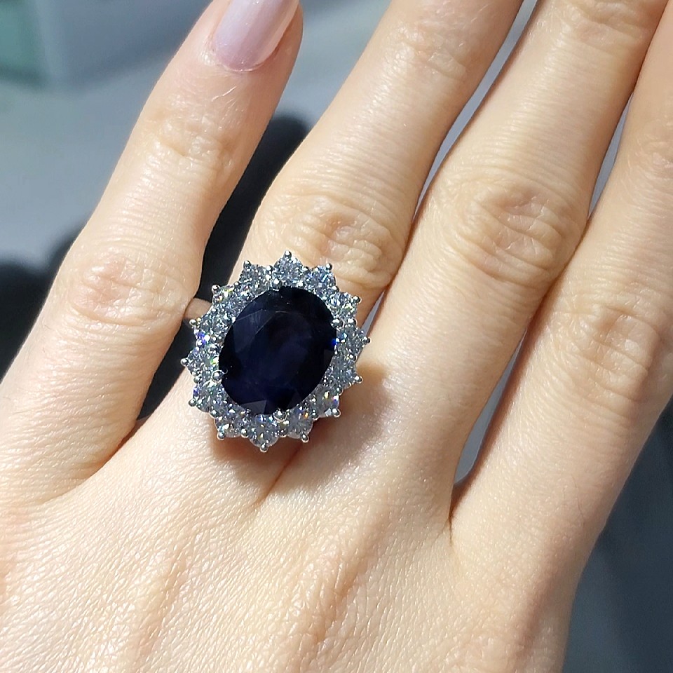 Pırlanta 11,62 Ct IGSL Sertifikalı Pırlanta ve Safir Yüzük YZ10669