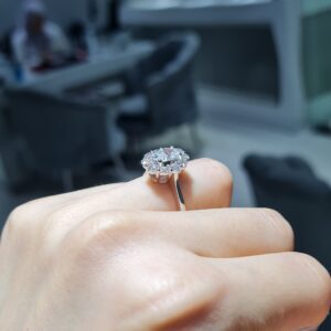 Pırlanta 1,62 Ct HRD Sertifikalı Oval Tektaş Yüzük YZ11159-2