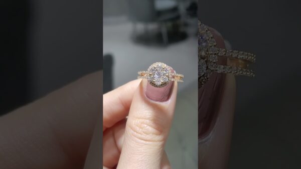 0.86 Ct Diamond Ring product video