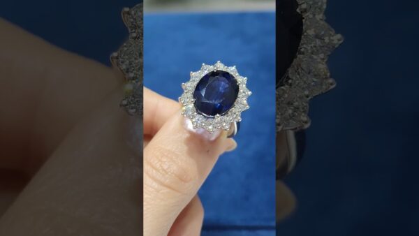 11.62 Ct IGSL Certified Diamond and Sapphire Ring product video