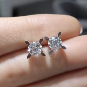 1.92 karat F renk Hrd Sertifikalı Küpe