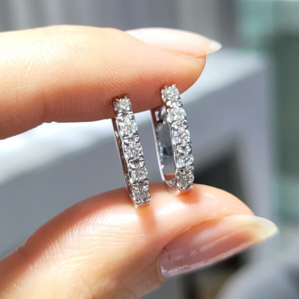 Pırlanta 0,40 Ct Beştaş Küpe KP03032