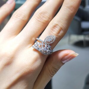 Pırlanta 0,95 Ct Bagetli Yüzük KR00928