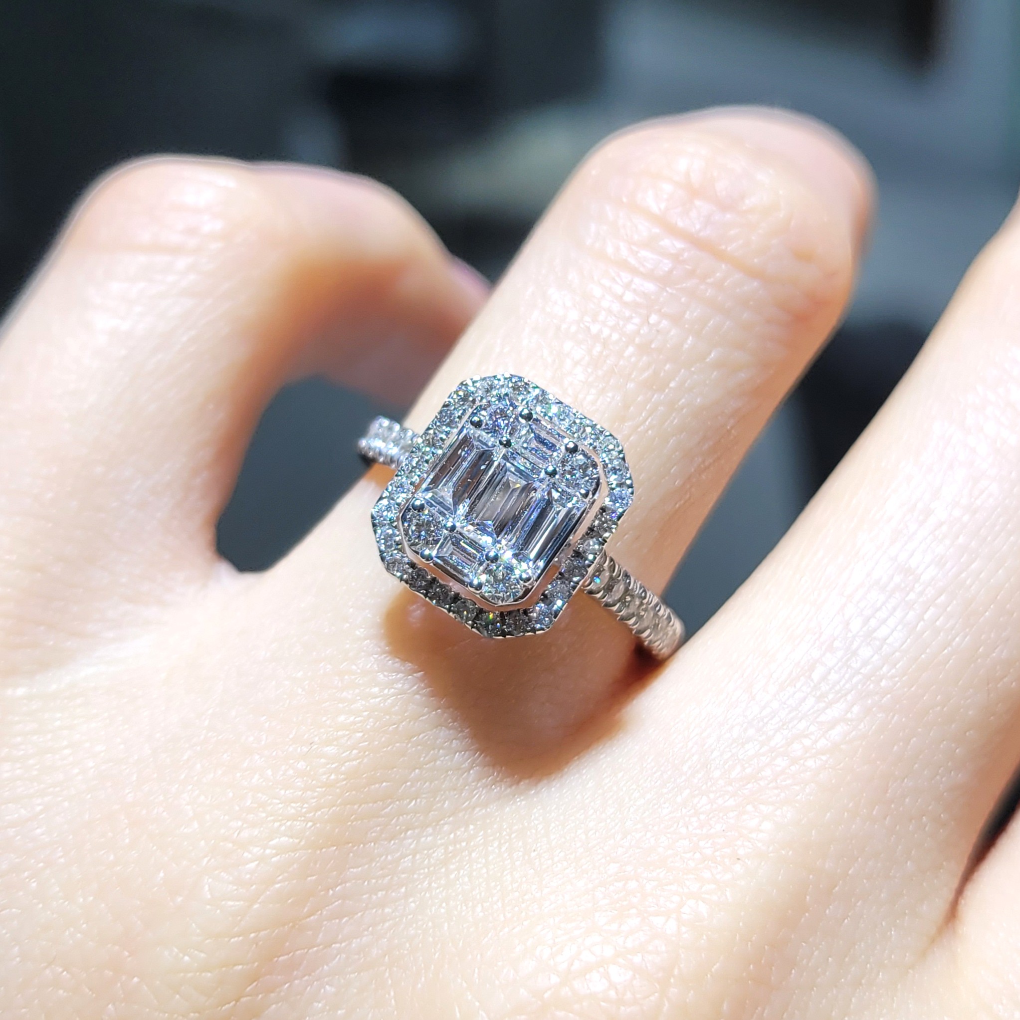 Pırlanta 0,96 Ct Baget Yüzük KR00919