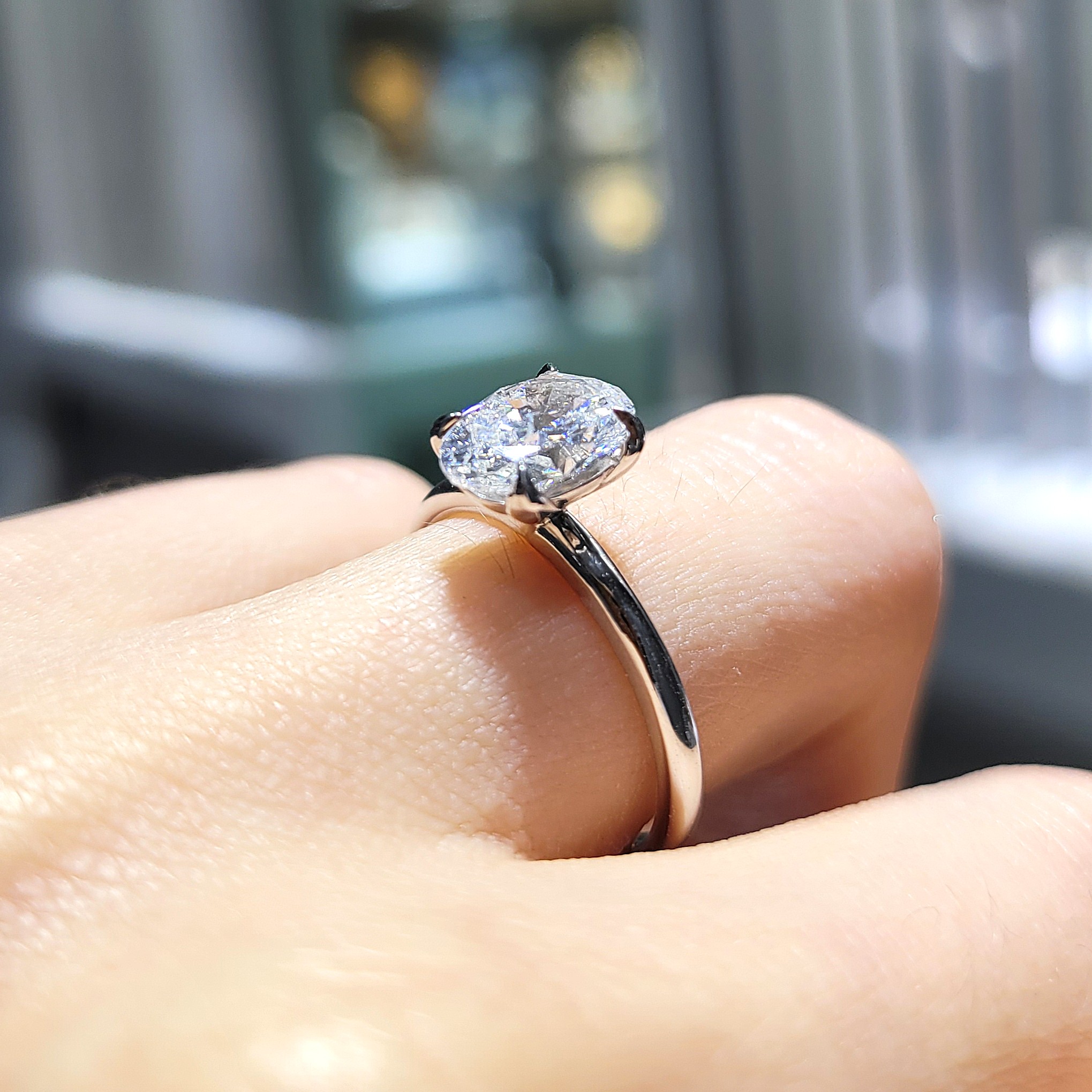 Pırlanta 1,51 Ct HRD Sertifikalı Oval Tektaş Yüzük YZ10135-2