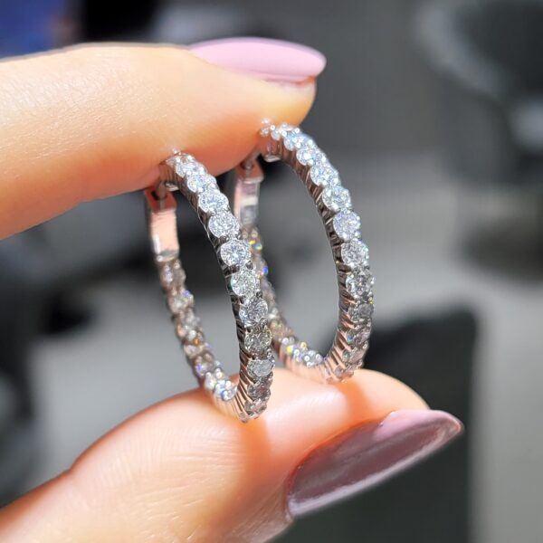 Pırlanta 2,24 Ct İçi Dışı Taşlı Halka Küpe KP03042