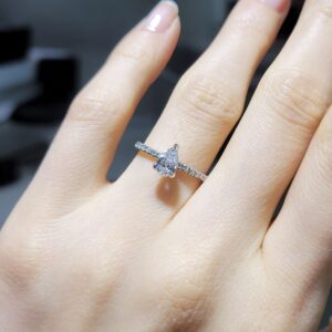 Pırlanta 0,57 Ct HRD Sertifikalı Damla Kesim Tektaş Yüzük YZ10824