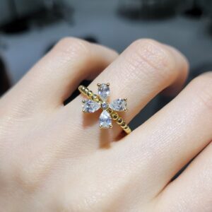 Pırlanta 0,83 Ct Damla Kesim Yüzük YZ10729