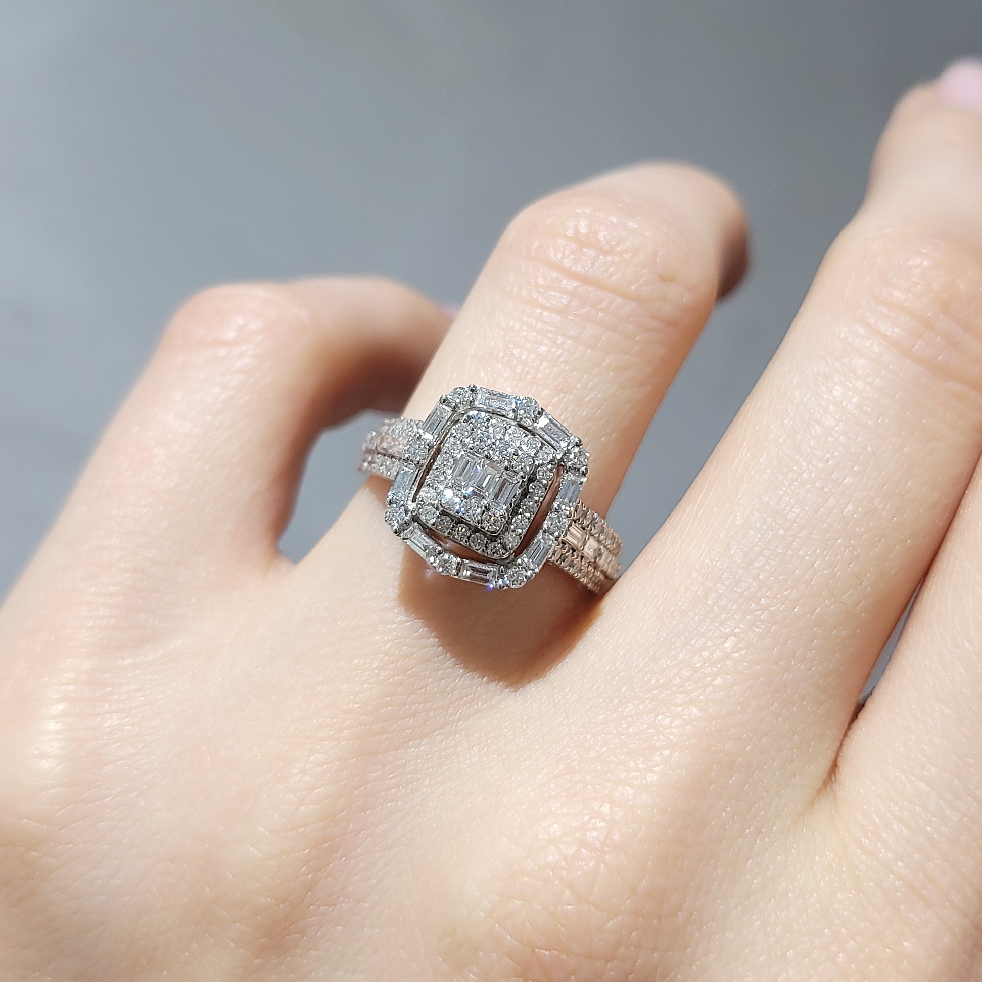 Pırlanta 0,89 Ct Baget Yüzük KR00948