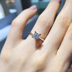 Pırlanta 0,96 Ct HRD Sertifikalı Tektaş Yüzük YZ10830