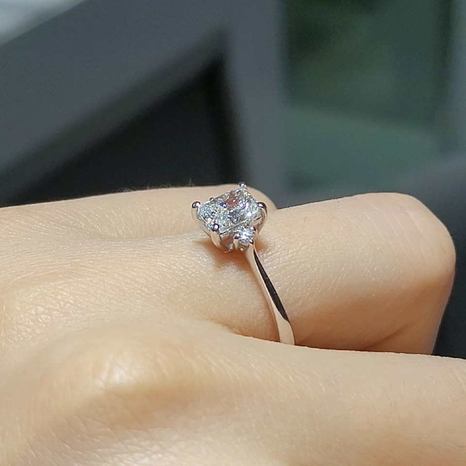 Pırlanta 1,05 Ct GIA Sertifikalı Tektaş Yüzük YZ10686-2