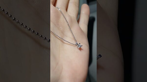 Pırlanta 0,18 Ct HRD Sertifikalı Tektaş Kolye ürün videosu