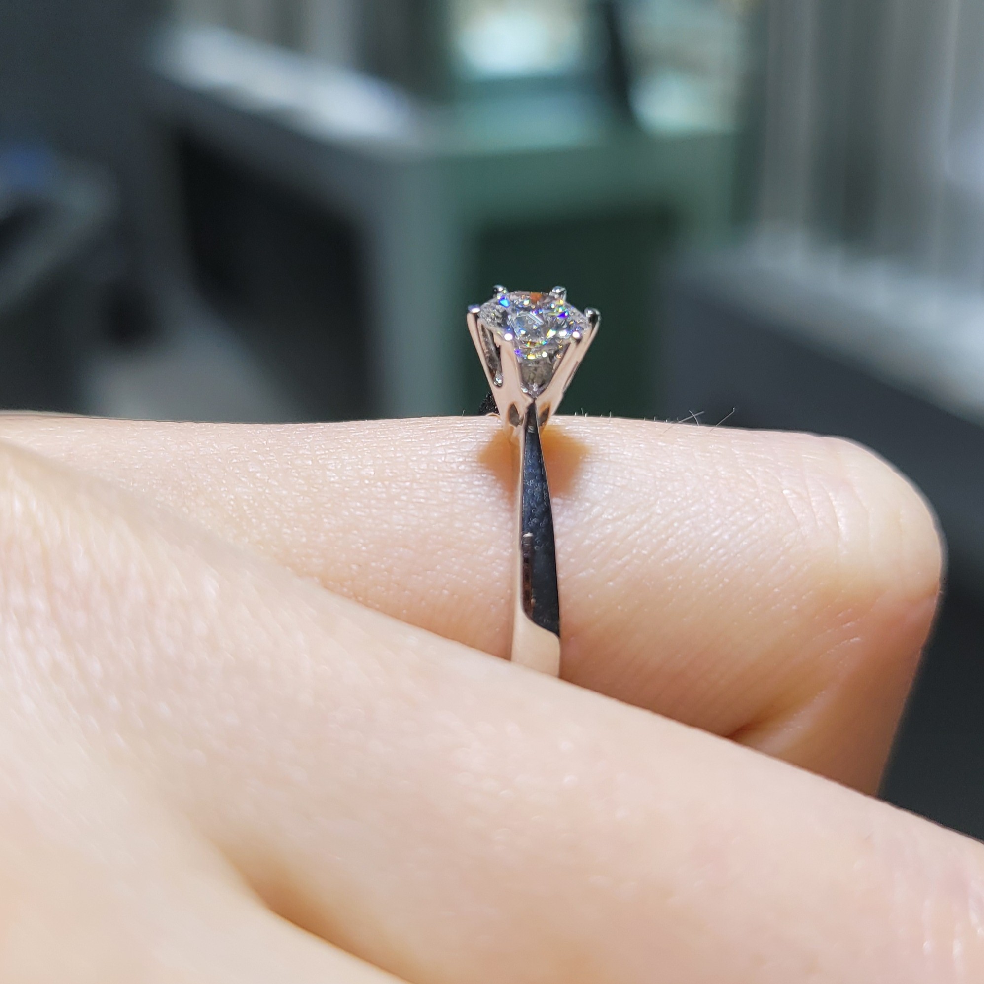 Pırlanta 0,52 Ct D Renk GIA Sertifikalı Tektaş Yüzük YZ10832-2