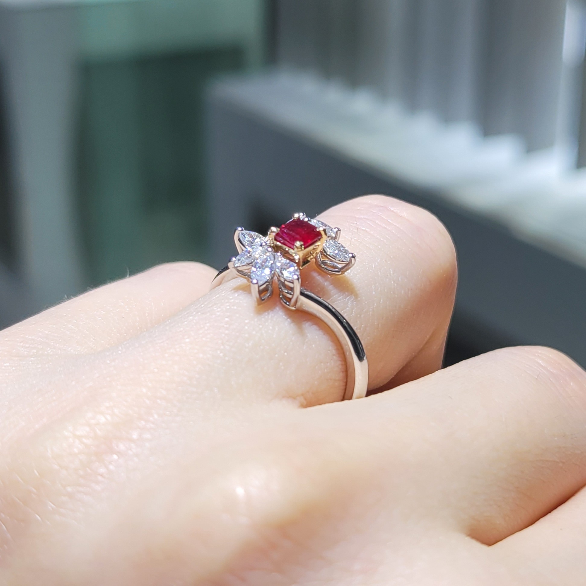 Pırlanta 0,72 Ct Pırlanta & Yakut Yüzük-2