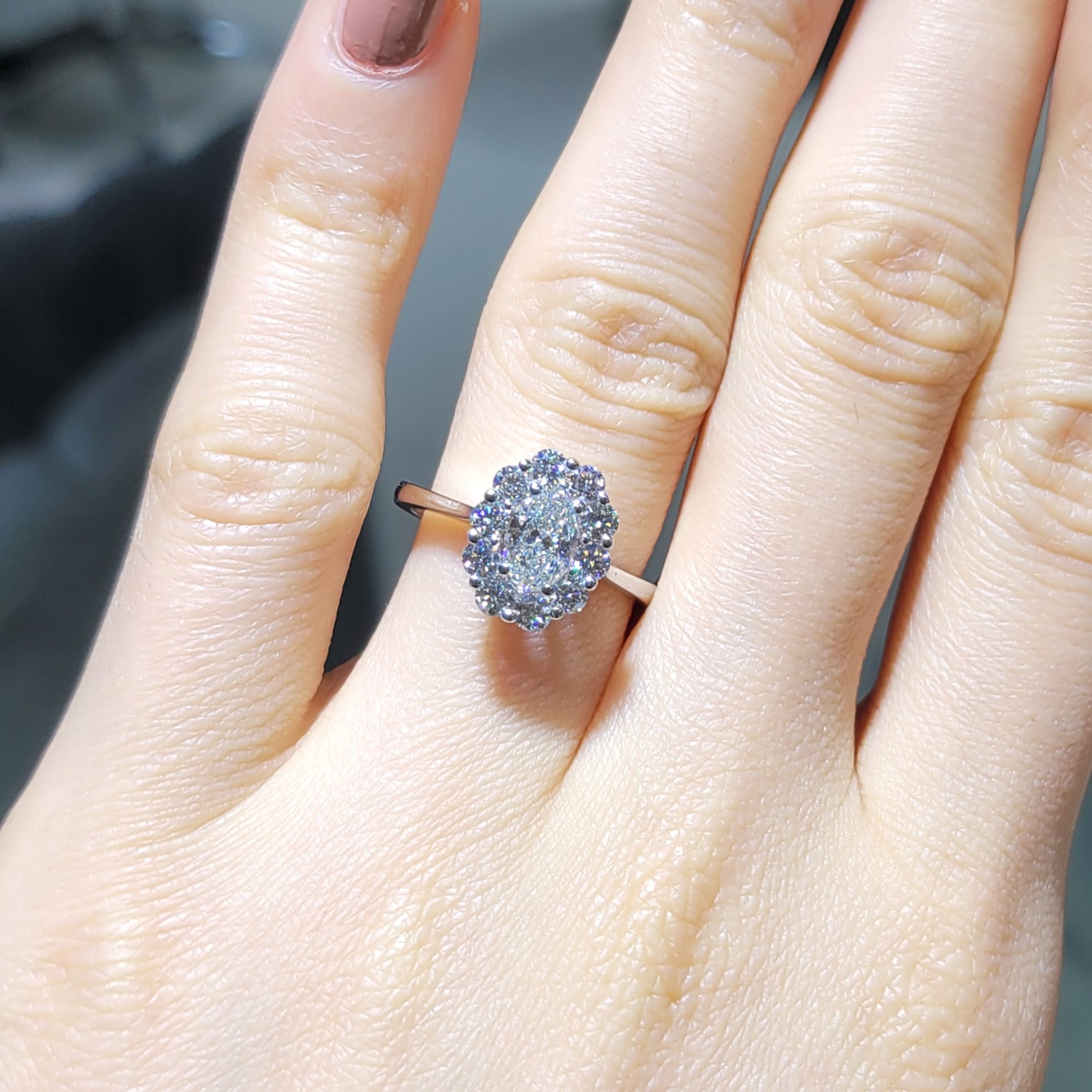 Pırlanta 1,25 Ct GIA Sertifikalı Oval Tektaş Yüzük YZ10826