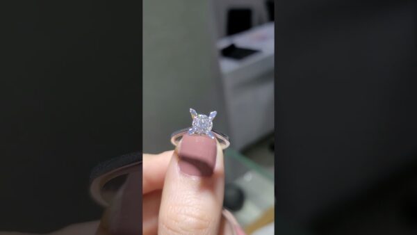 0.70 Ct HRD-Certified Solitaire Diamond Ring product video