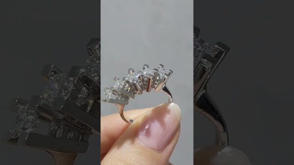 1.17 Ct HRD-Certified Five-Stone Diamond Ring product video