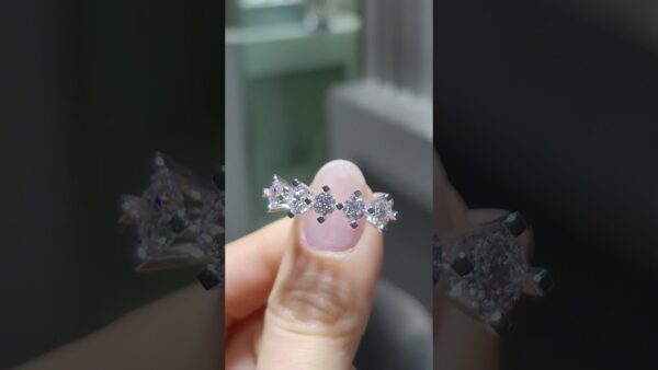 1.51 Ct D-Colour GIA-Certified Five-Stone Diamond Ring product video
