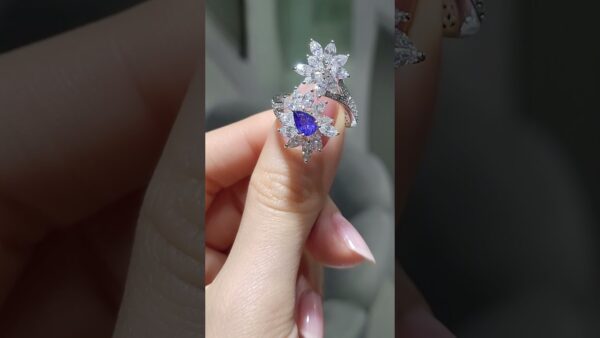 Pırlanta 3,20 Ct Pırlanta & Safir Yüzük ürün videosu