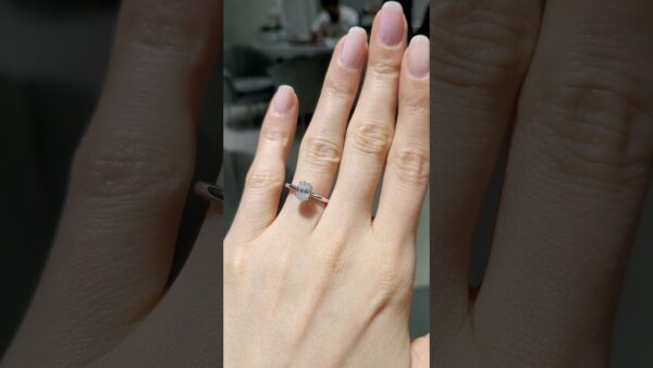 0.80 Ct GIA-Certified Oval Solitaire Diamond Ring product video