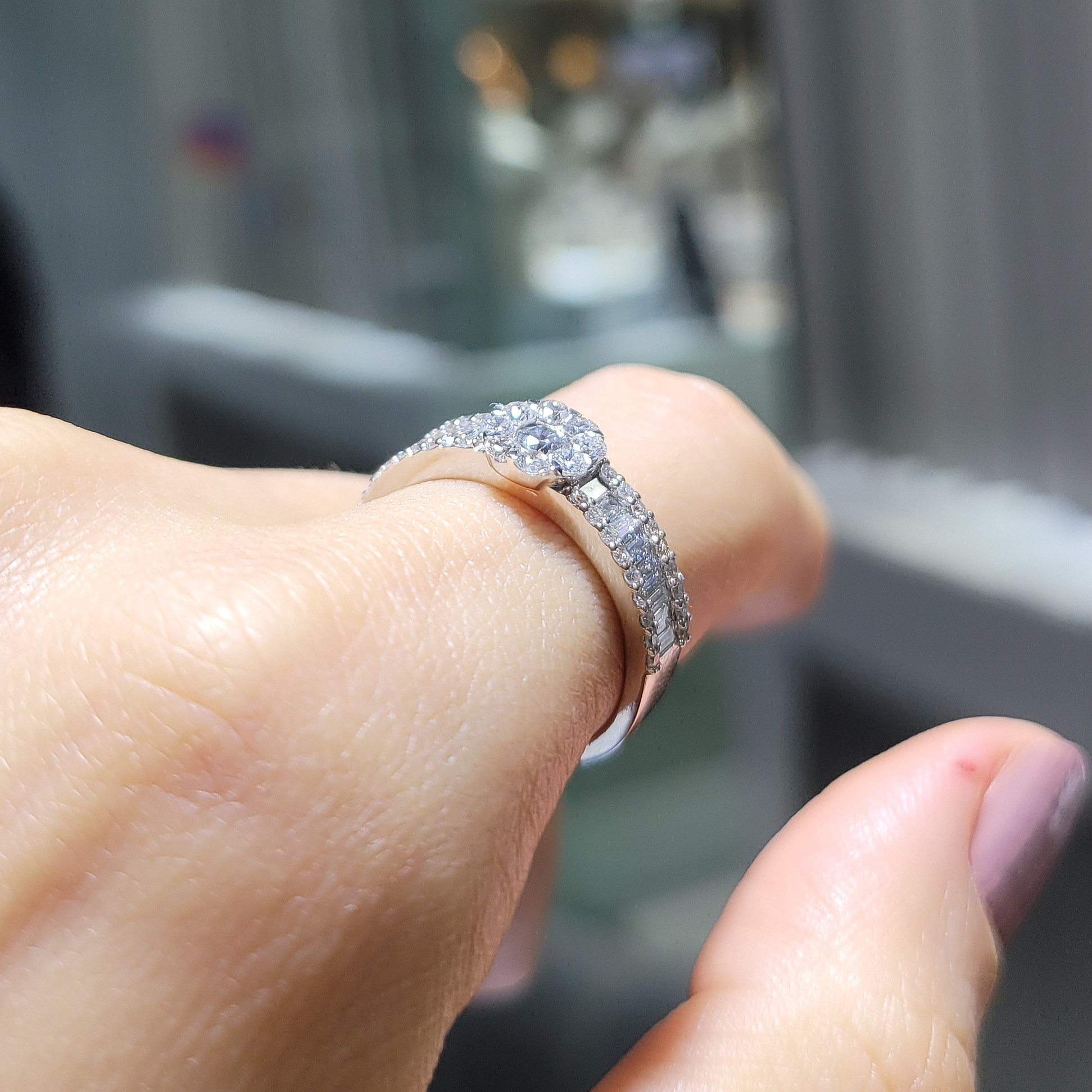 Pırlanta 0,96 Ct Yüzük KR01000-2